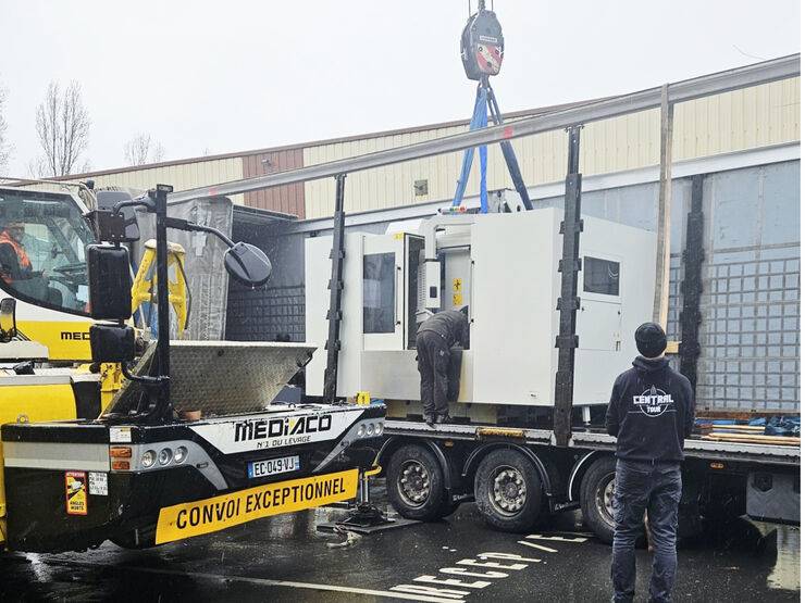 New acquisition: a 4-axis vertical machining center for our workshops