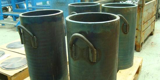 Lead containers for decommissioning